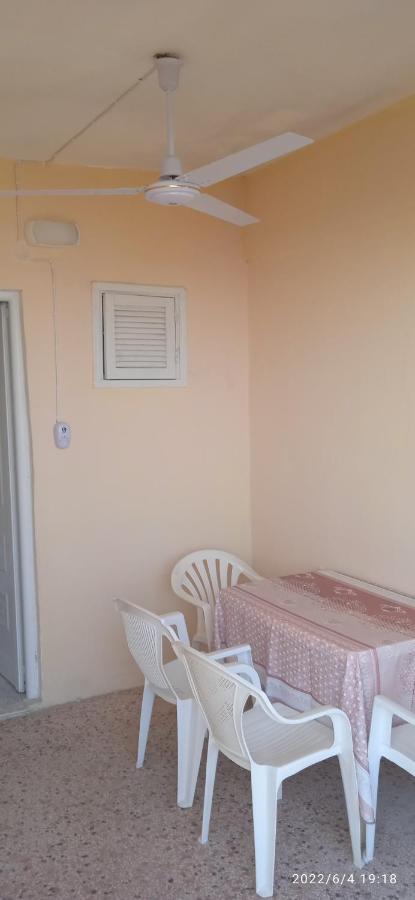 Lemonis House Aparthotel เนอา สกีโอนี ภายนอก รูปภาพ